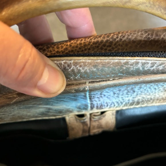 SOVA‎ Hand-painted Leather Crossbody Purse Abstract - Picture 7 of 10